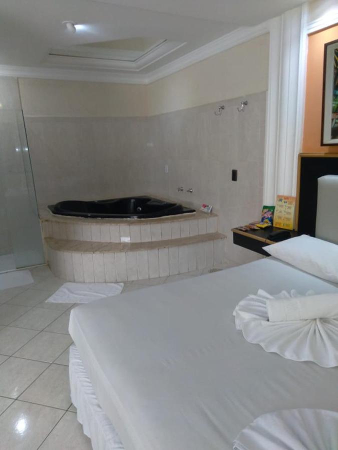 Flash Motel (Adults Only) เซาวีเซนจิ ภายนอก รูปภาพ
